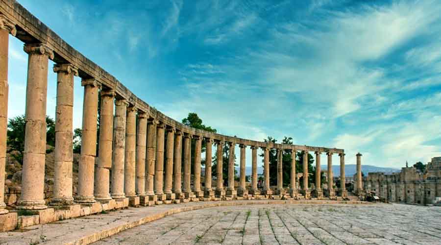 Dead sea & Jerash & Amman City Tour